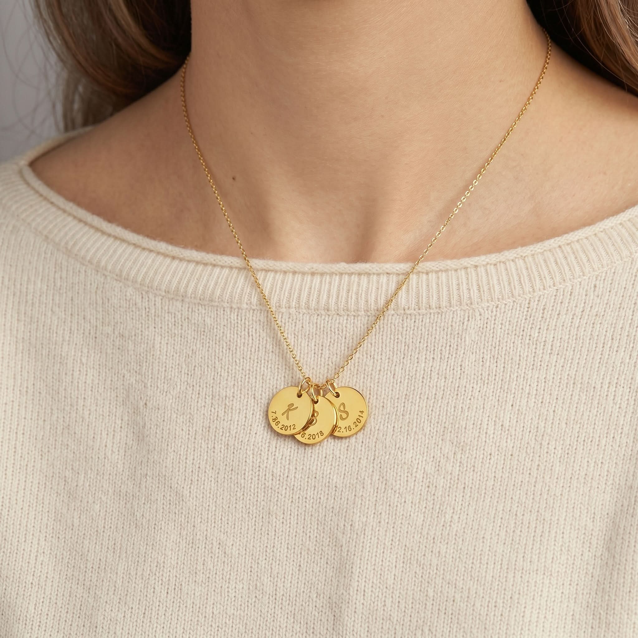 JWH personalized necklace gift